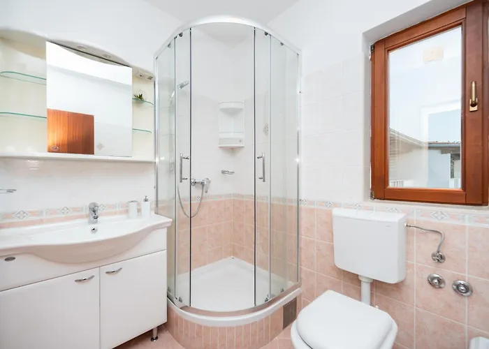 Inter-nautika Doo Apartamento Jezera